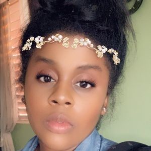 Meet your Posher, Monique